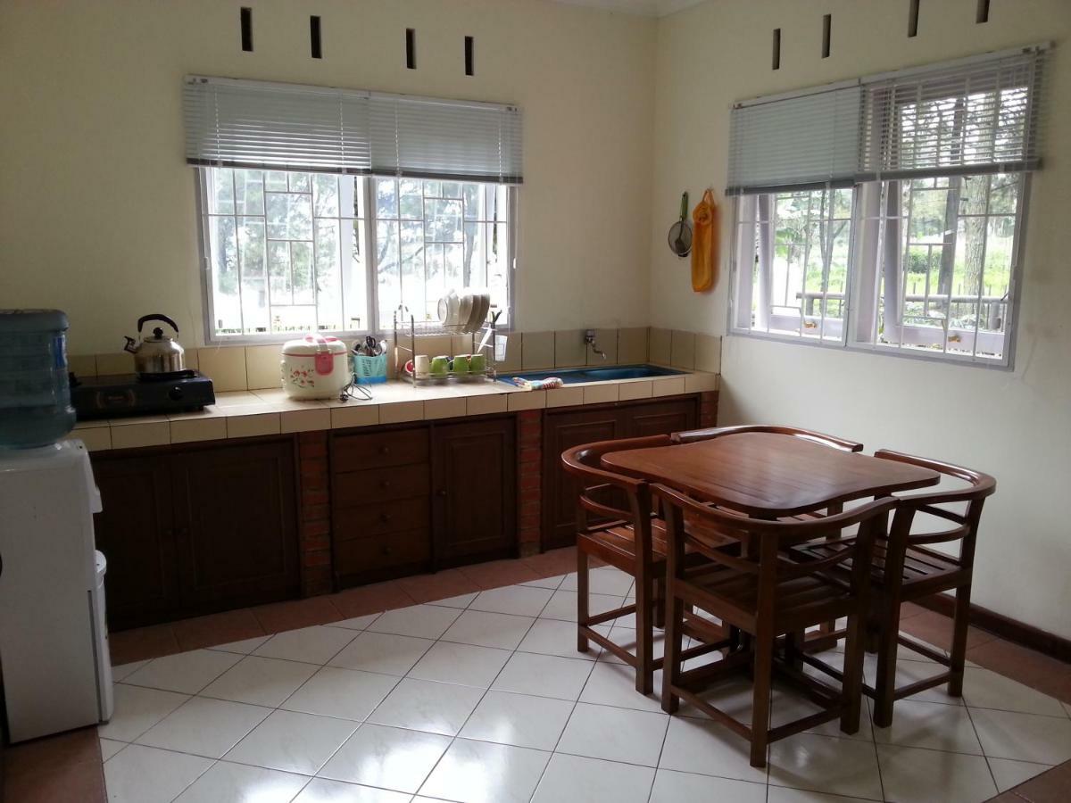 Villa 5Cemara Lembang Esterno foto